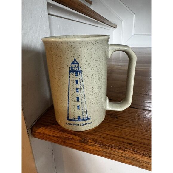 Vintage Lynde Point Lighthouse Coffee Mug/cup Stoneware Old Saybrook Connecticut